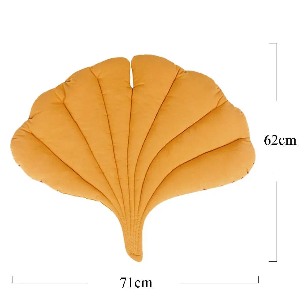 Leaf-Shaped Dog & Cat Cooling Mat – Breathable Summer Pad