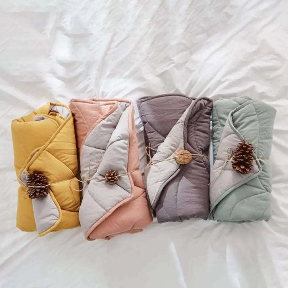 Leaf-Shaped Dog & Cat Cooling Mat – Breathable Summer Pad